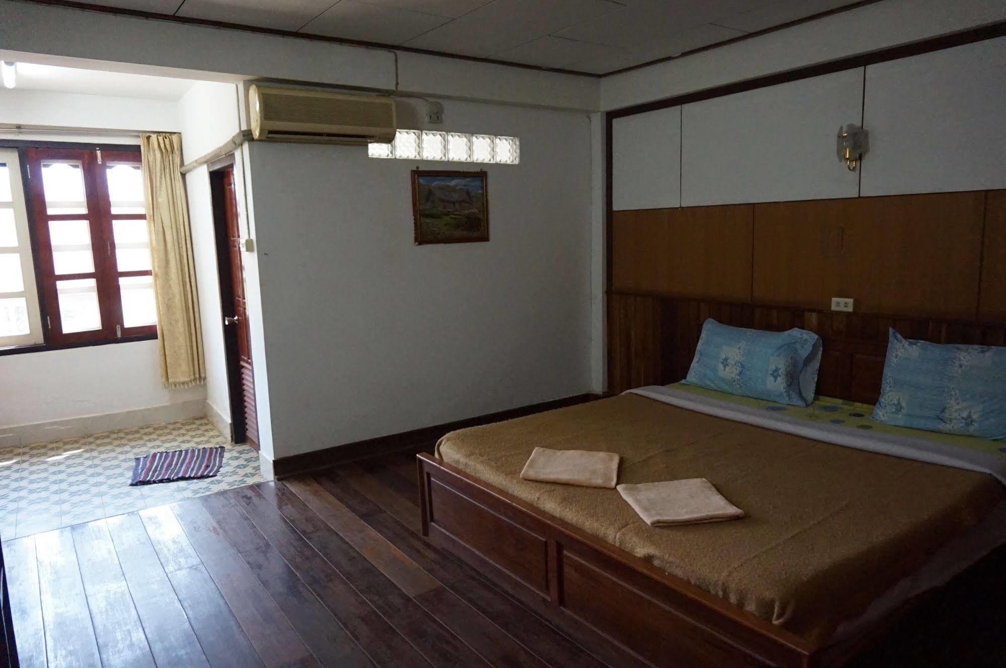 Champa Hotel 巴色 外观 照片