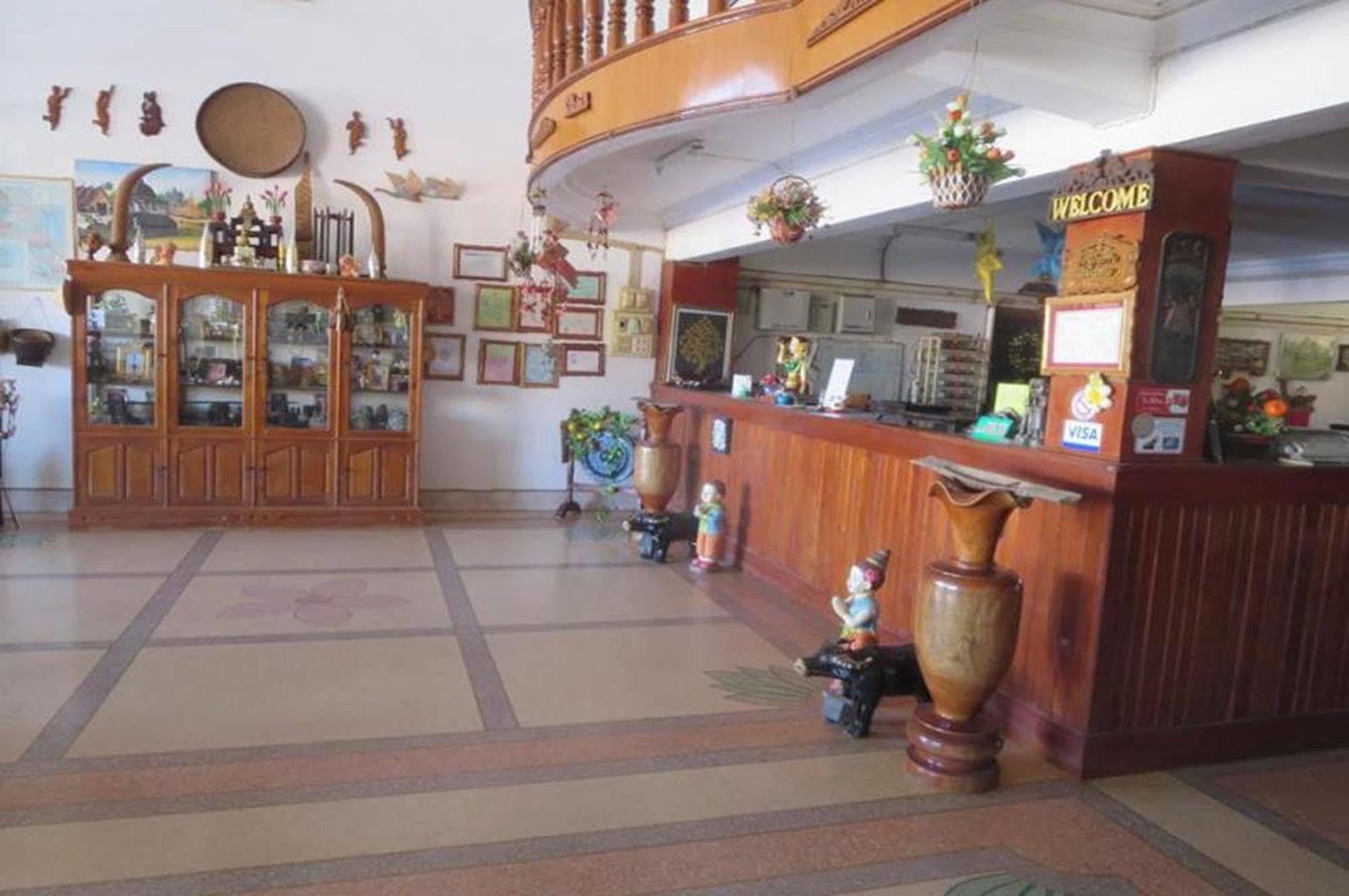 Champa Hotel 巴色 外观 照片